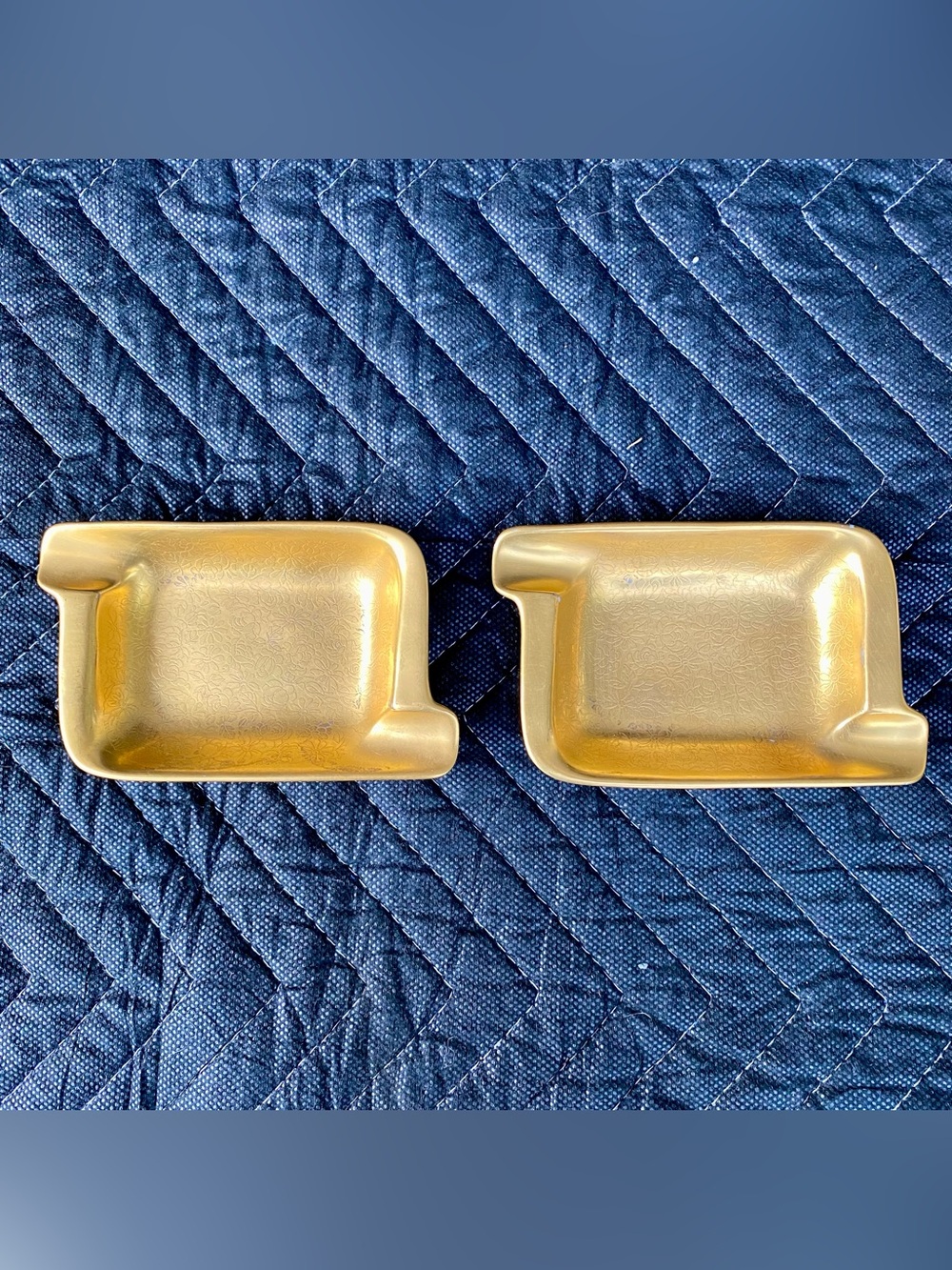 Pair of Vintage Pickard Fine China “Rose and Daisy” Etched Gilt Ashtrays